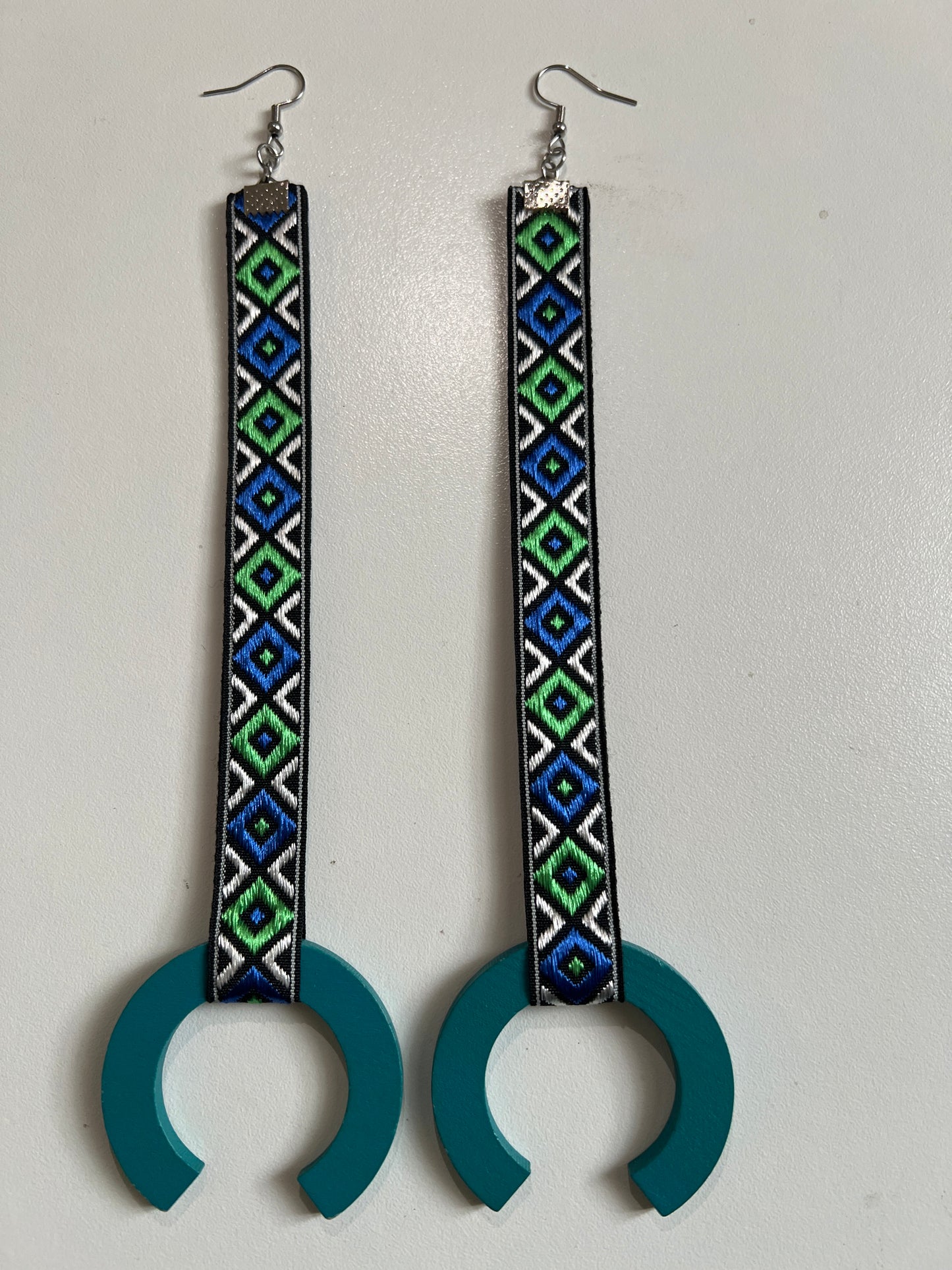 iNqola Blue Earrings - “Carriage”