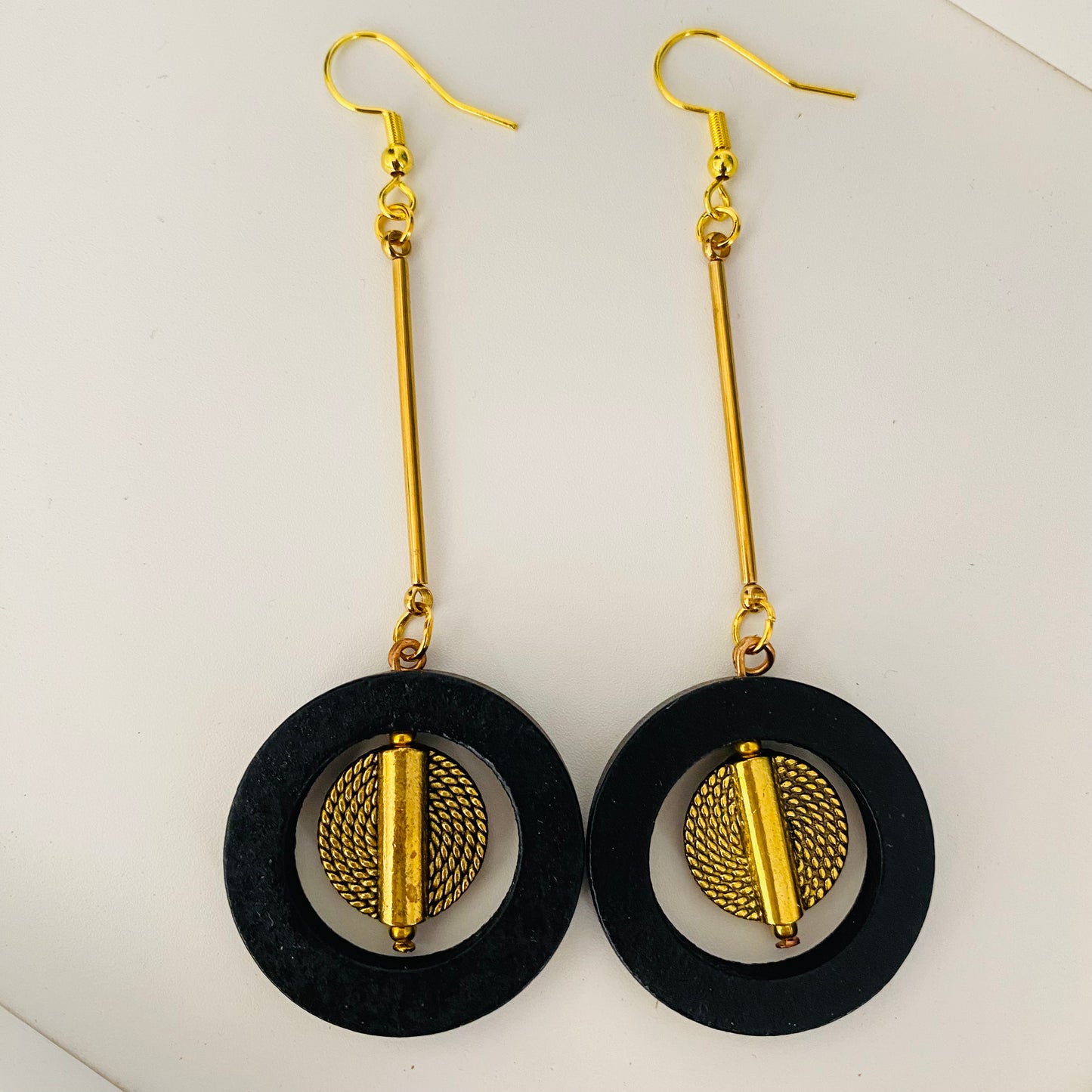 Zulu Orbit Earrings – Black & Gold Fusion