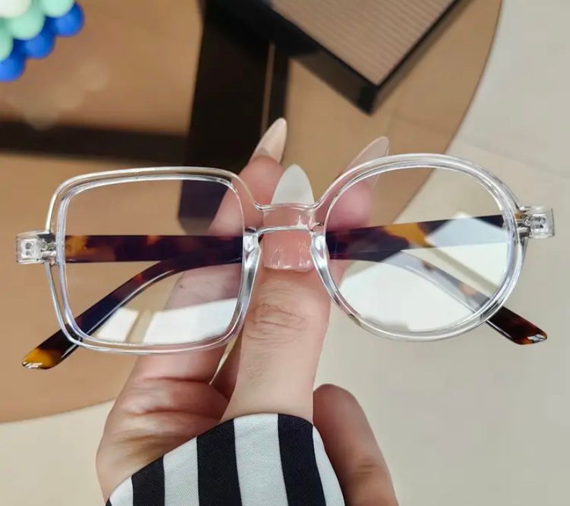 Confuse the Enemy Glasses