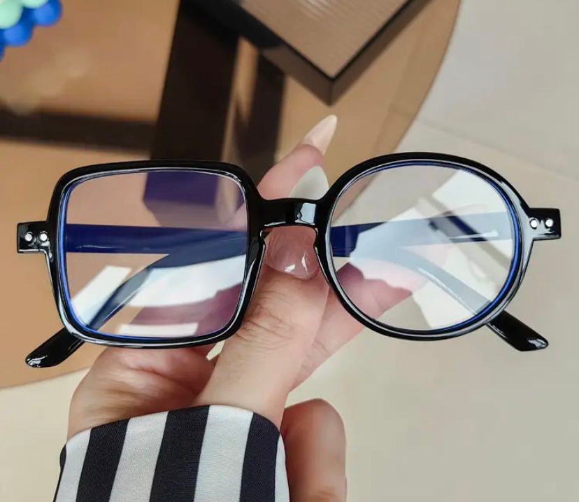 Confuse the Enemy Glasses