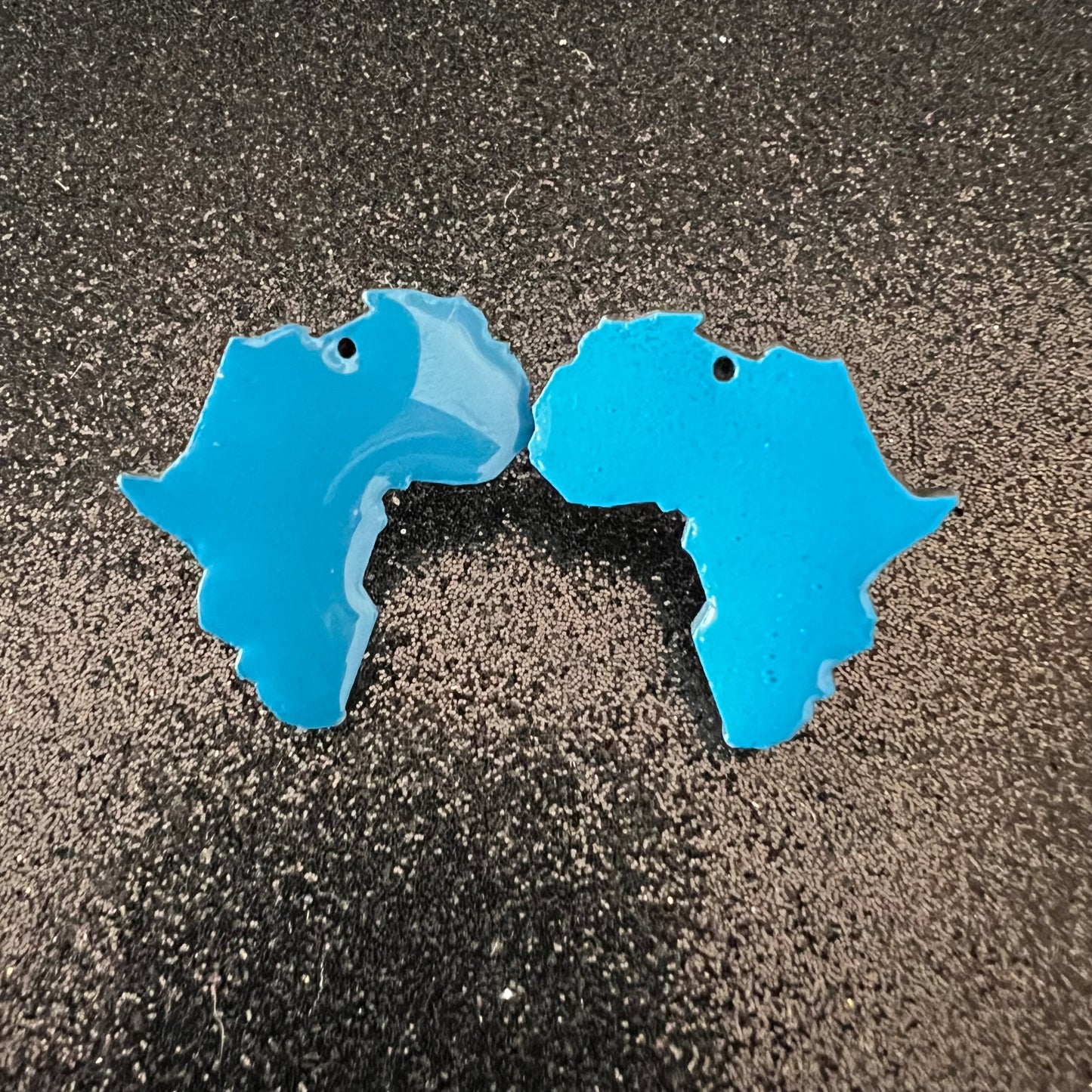 2cm Africa Map Earrings