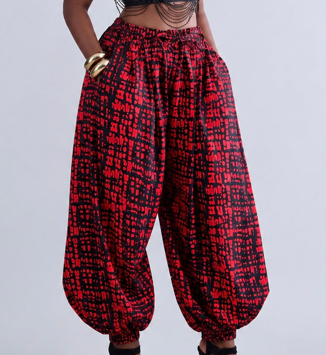 Red and black abstract print barrel balloon pants