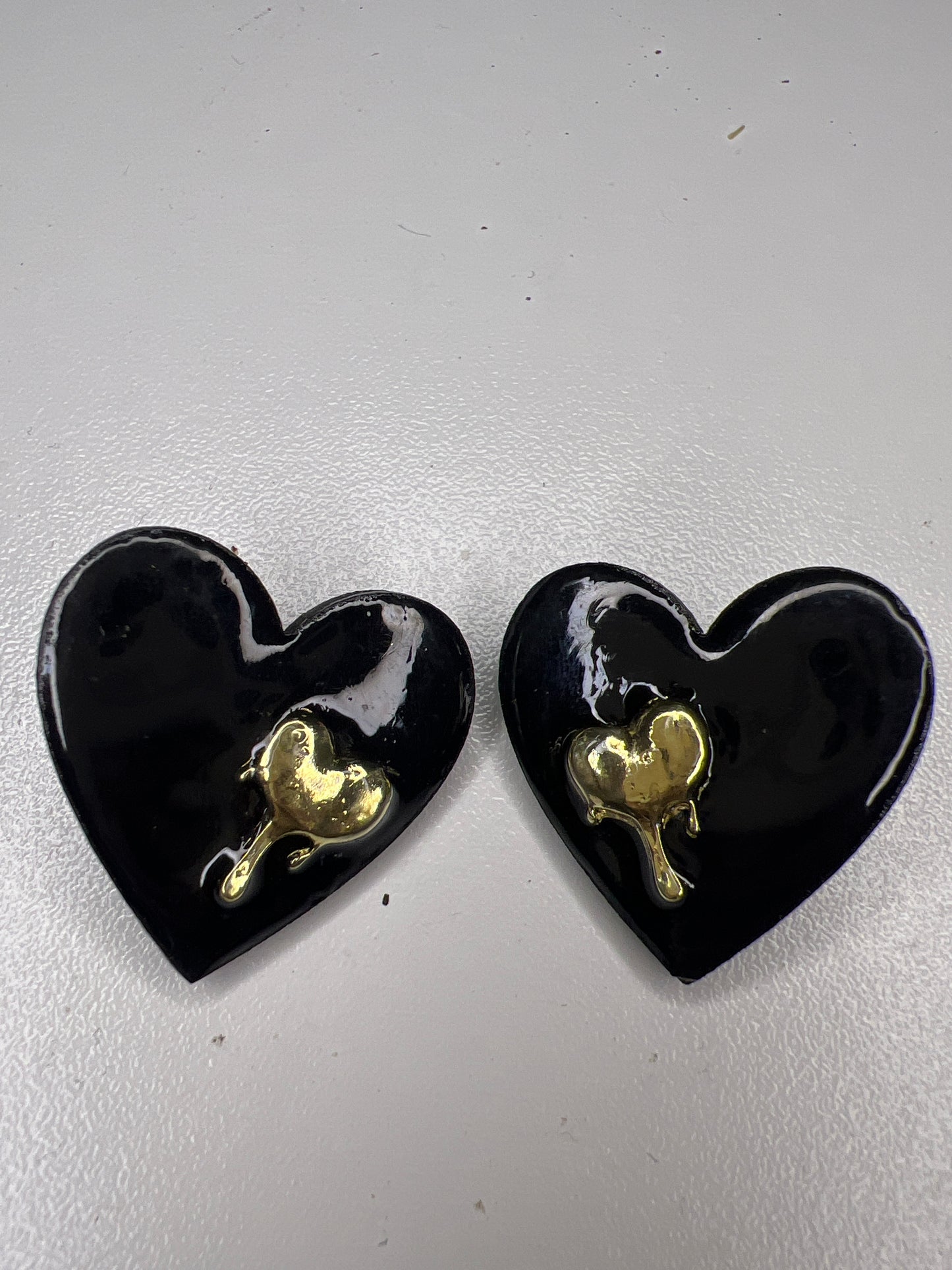 Stud Hearts Earrings