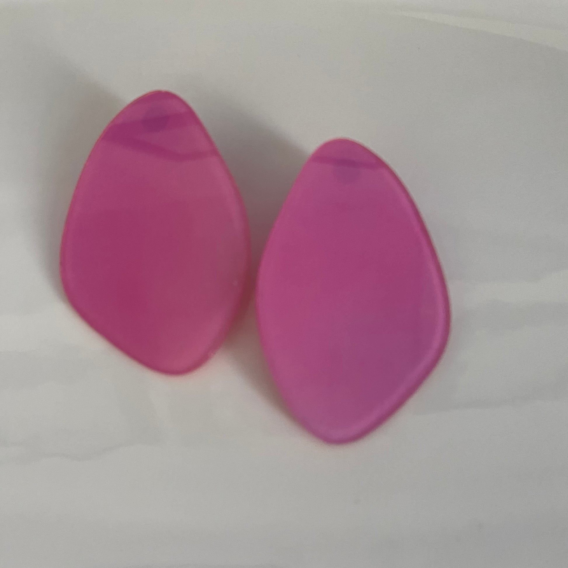 Wood resin stud earrings SA | Sybarite Accessories