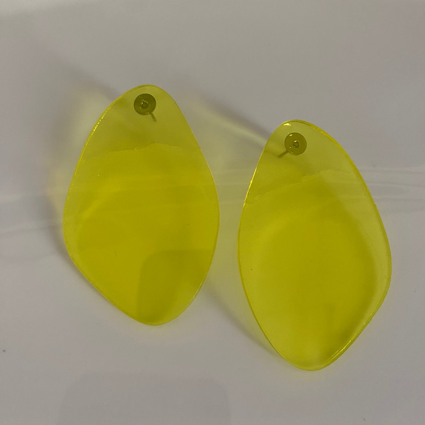 Wood resin stud earrings SA | Sybarite Accessories
