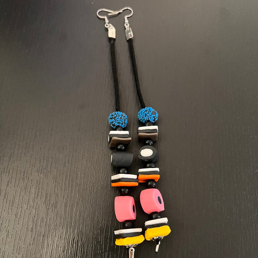 Dimonamona Earrings