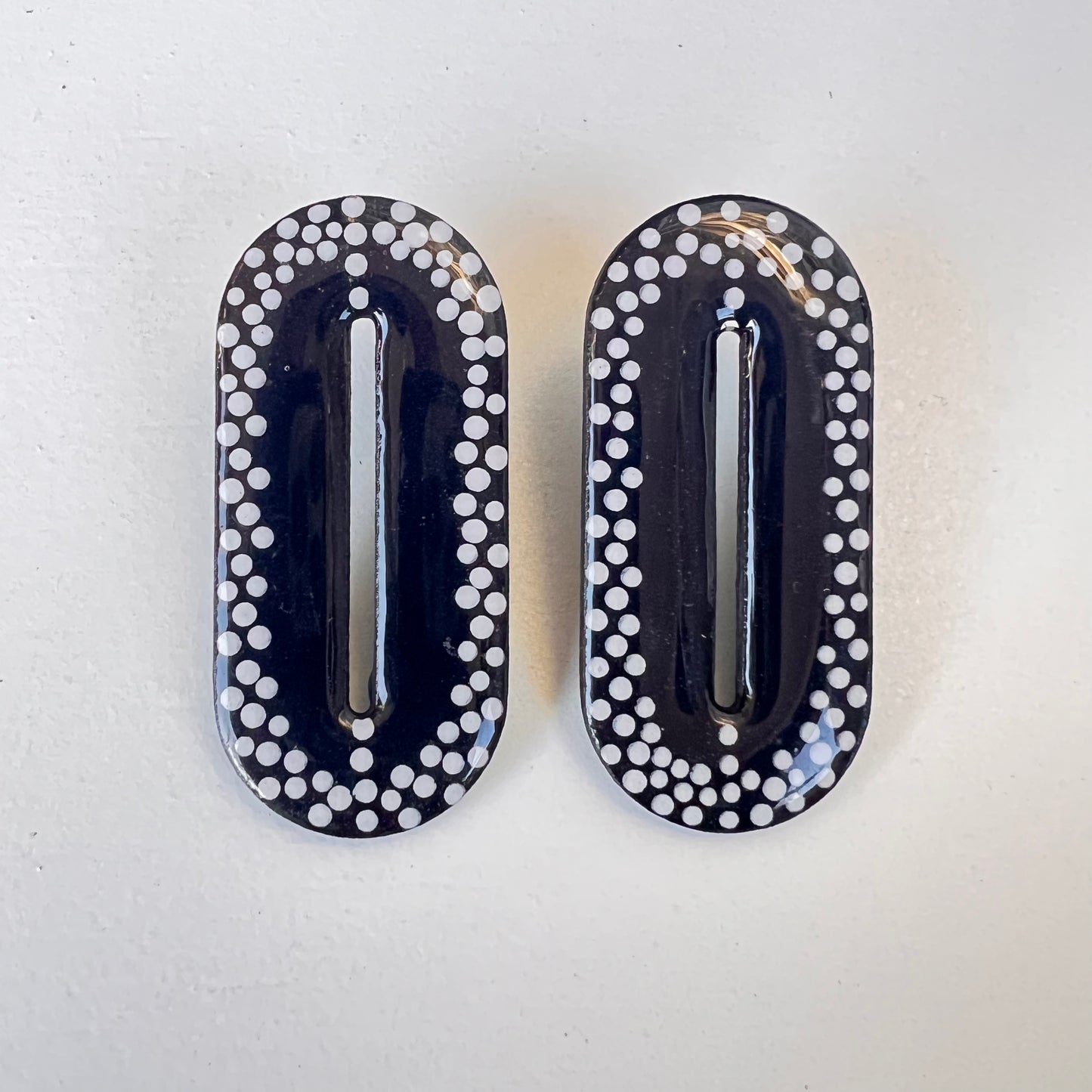 5cm Black and White Earrings